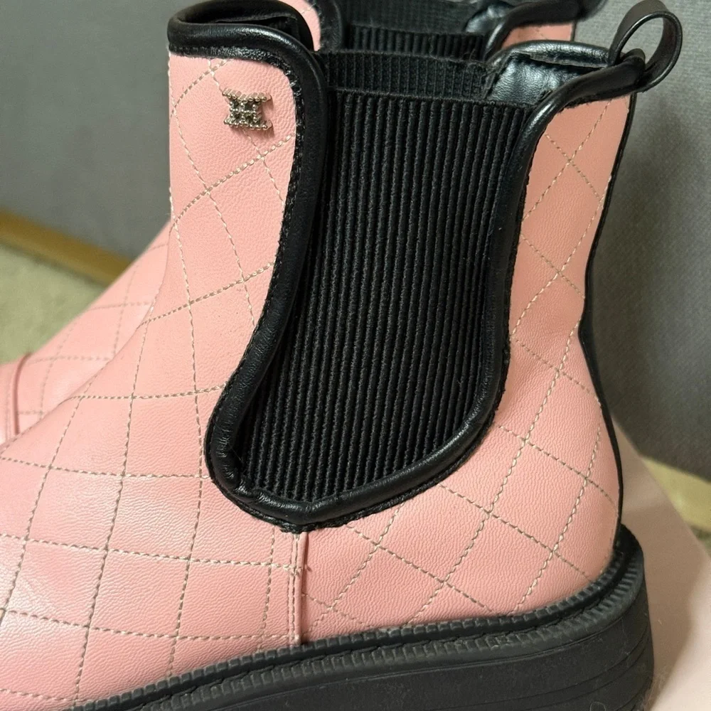 LIKE NEW Sam Edelman Little and Big Girls Lucianna Quilt Moto Boot